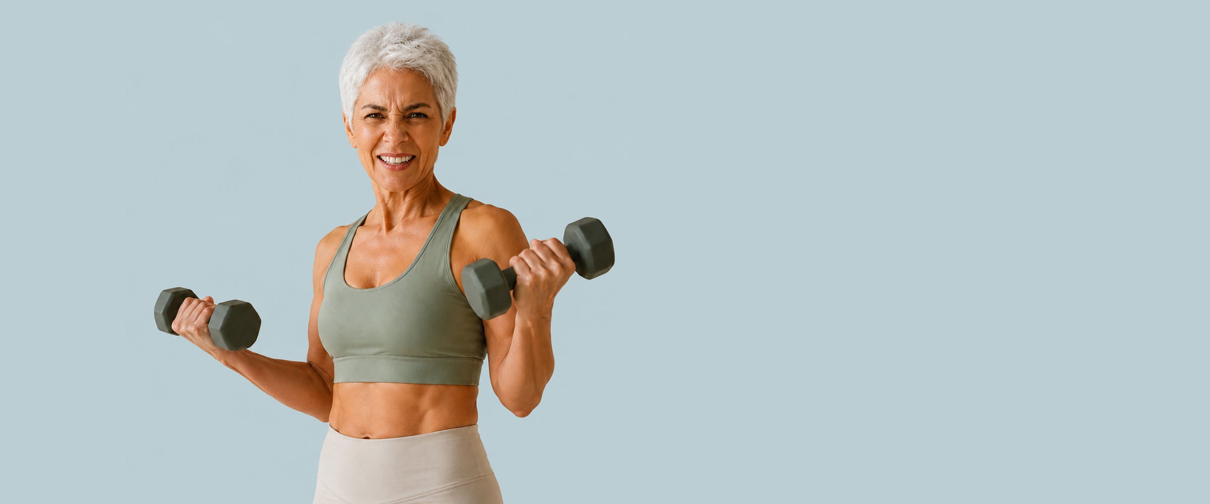 Mulher adulta em imagem editorial premium para página do MinQ Magnésio Nutricci, suplemento de magnésio bisglicinato Albion® Minerals